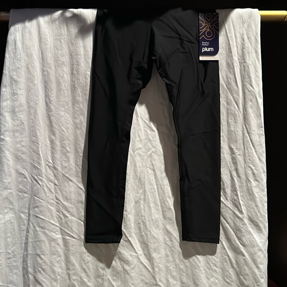 Black plum practicewear leggings - Picture 1 of 2